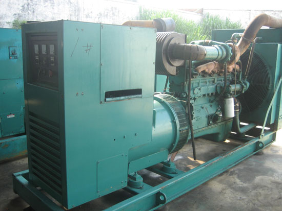 固镇租赁发电机- 发电机碳刷磨损的原因是什么